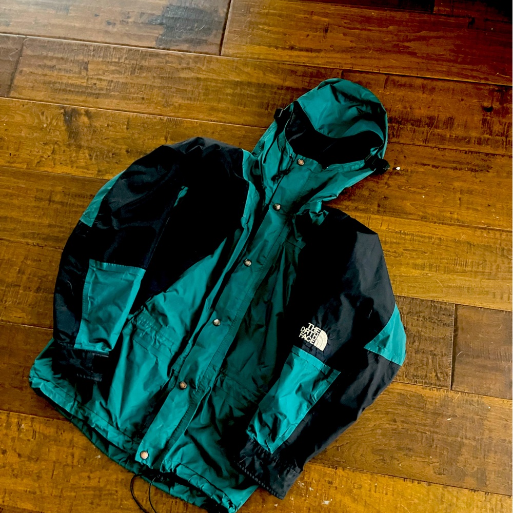 GORTEX NORTH FACE SHELL